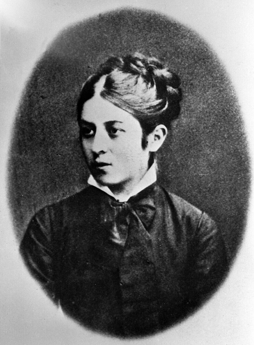 Vera Figner (1852-1942)
