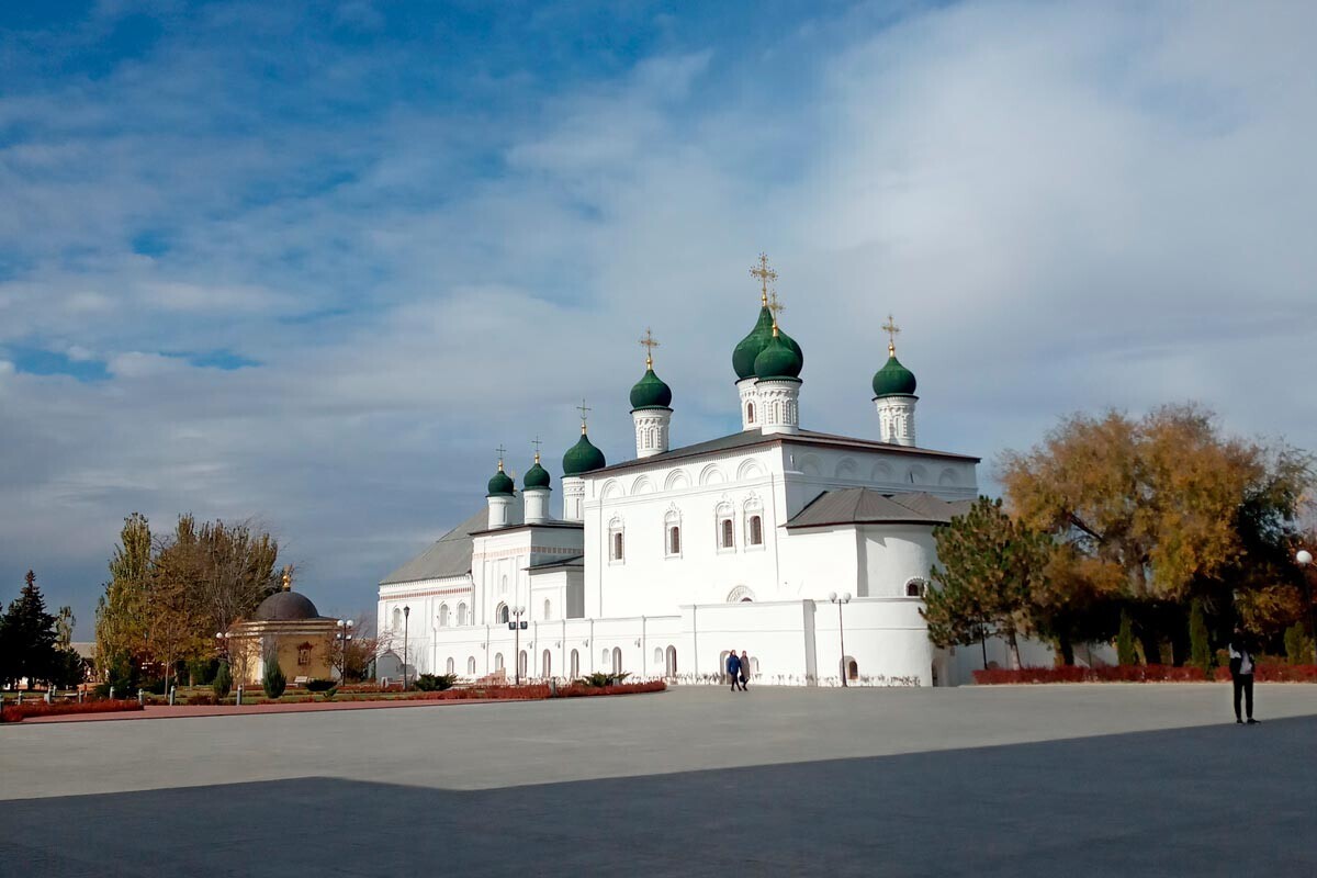 Iglesia en el Kremlin de Astracán

