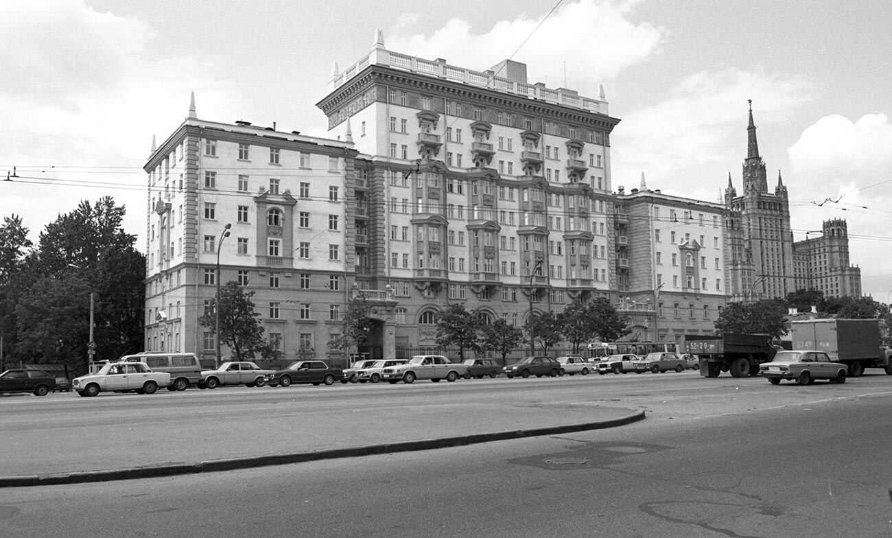 L'edificio dell'ambasciata USA sul Novinskij Boulevard a Mosca