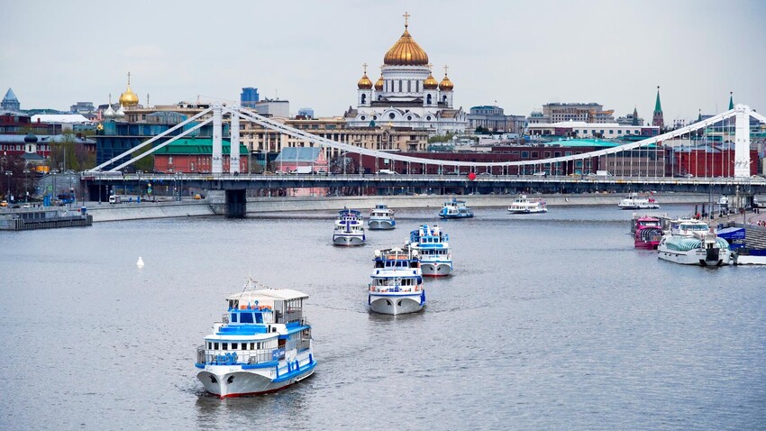 Why is Moscow called 'the port of five seas'? - Vimarsana News