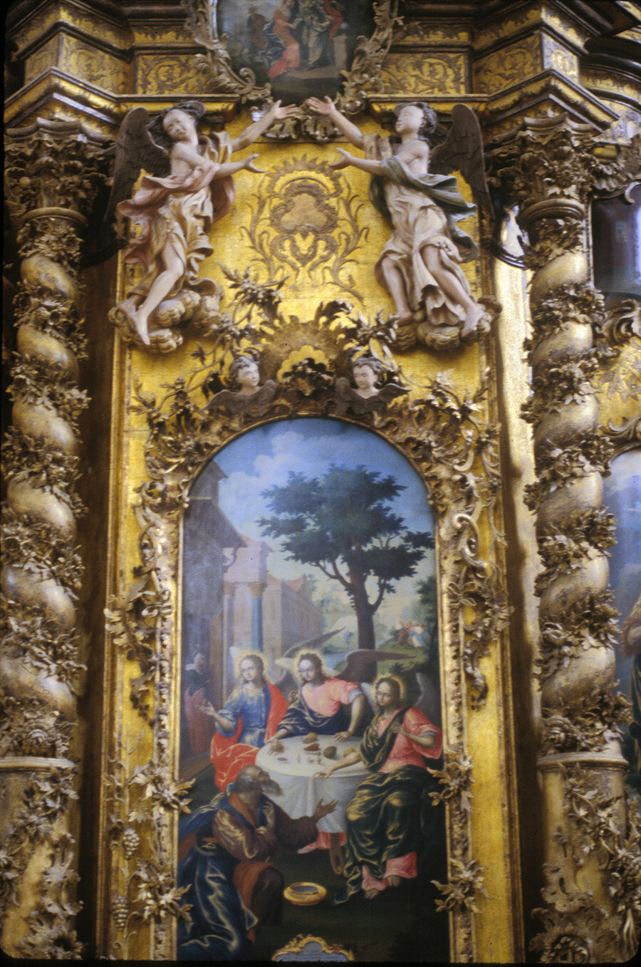 Il Monastero della Trinità-Gleden. Iconostasi della Cattedrale della Trinità. Icona della Trinità del Vecchio Testamento (Tre angeli con Abramo e Sara). 27 luglio 1996