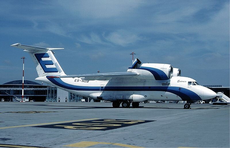  An-72 de la compañía estonia Enimex (2001)