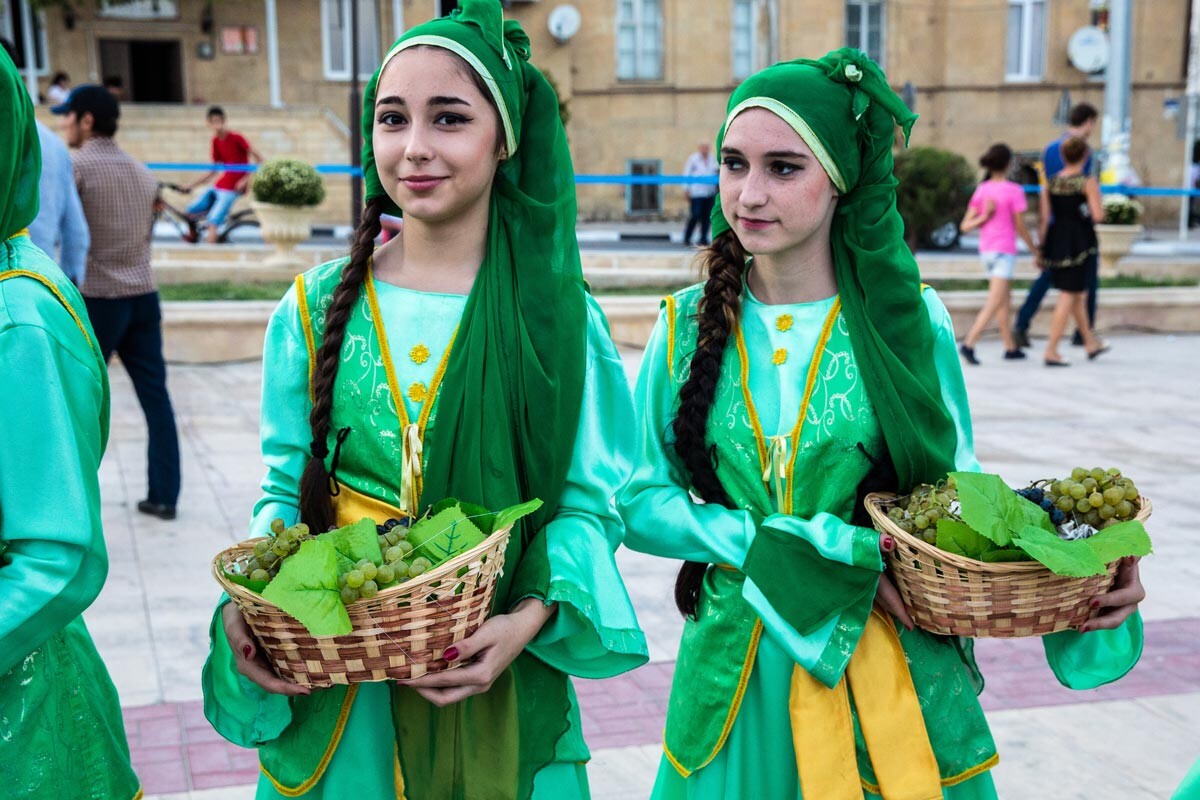 La celebrazione del giorno dell'unità dei popoli nella città di Derbent, in Daghestan
