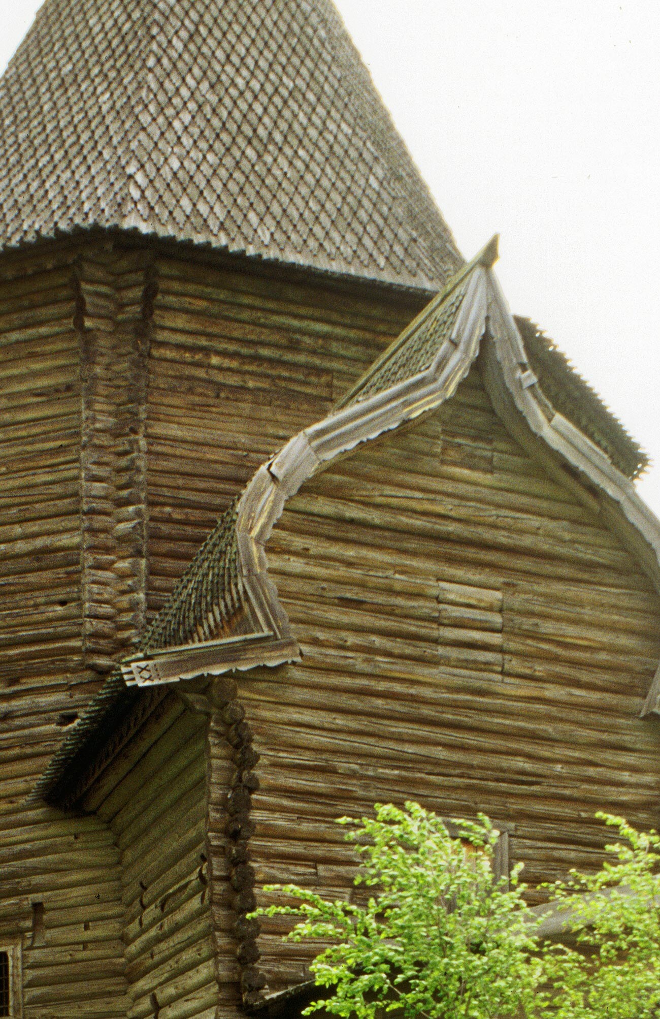 リアヴリア村、聖ニコライ教会、1998年