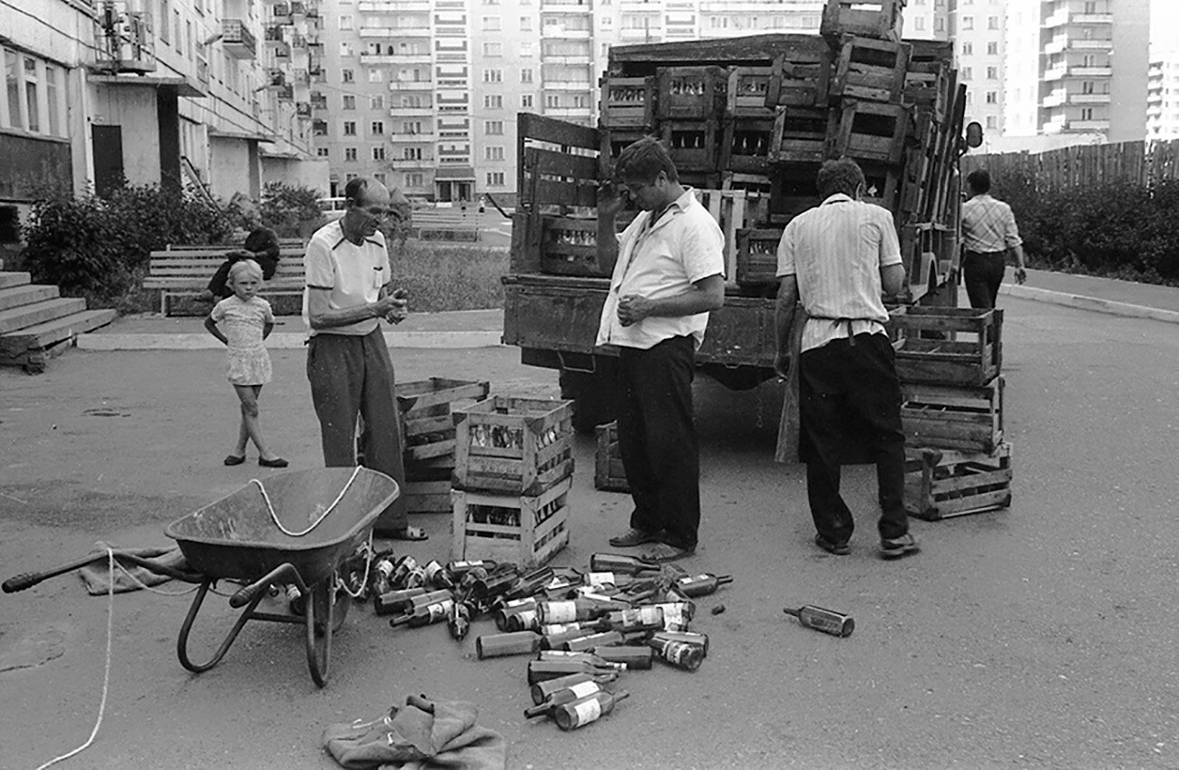 Collecting empty bottles