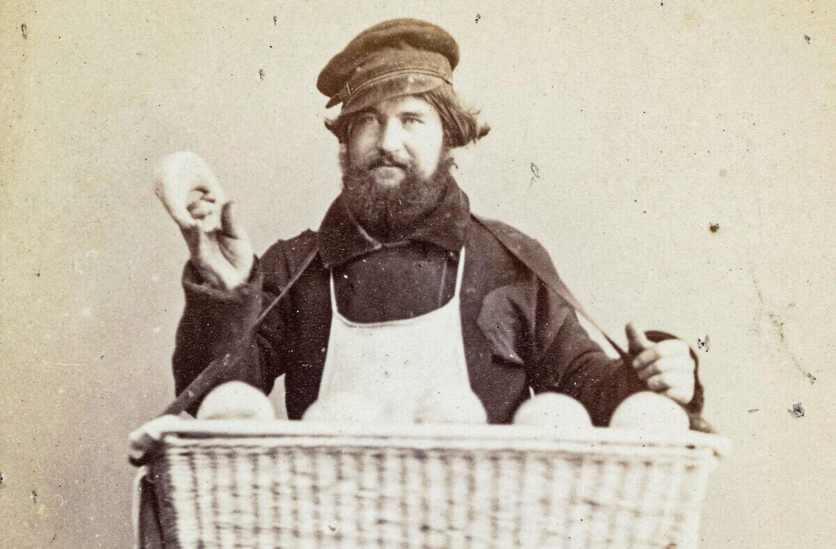 Продавач на калачи, 19 век