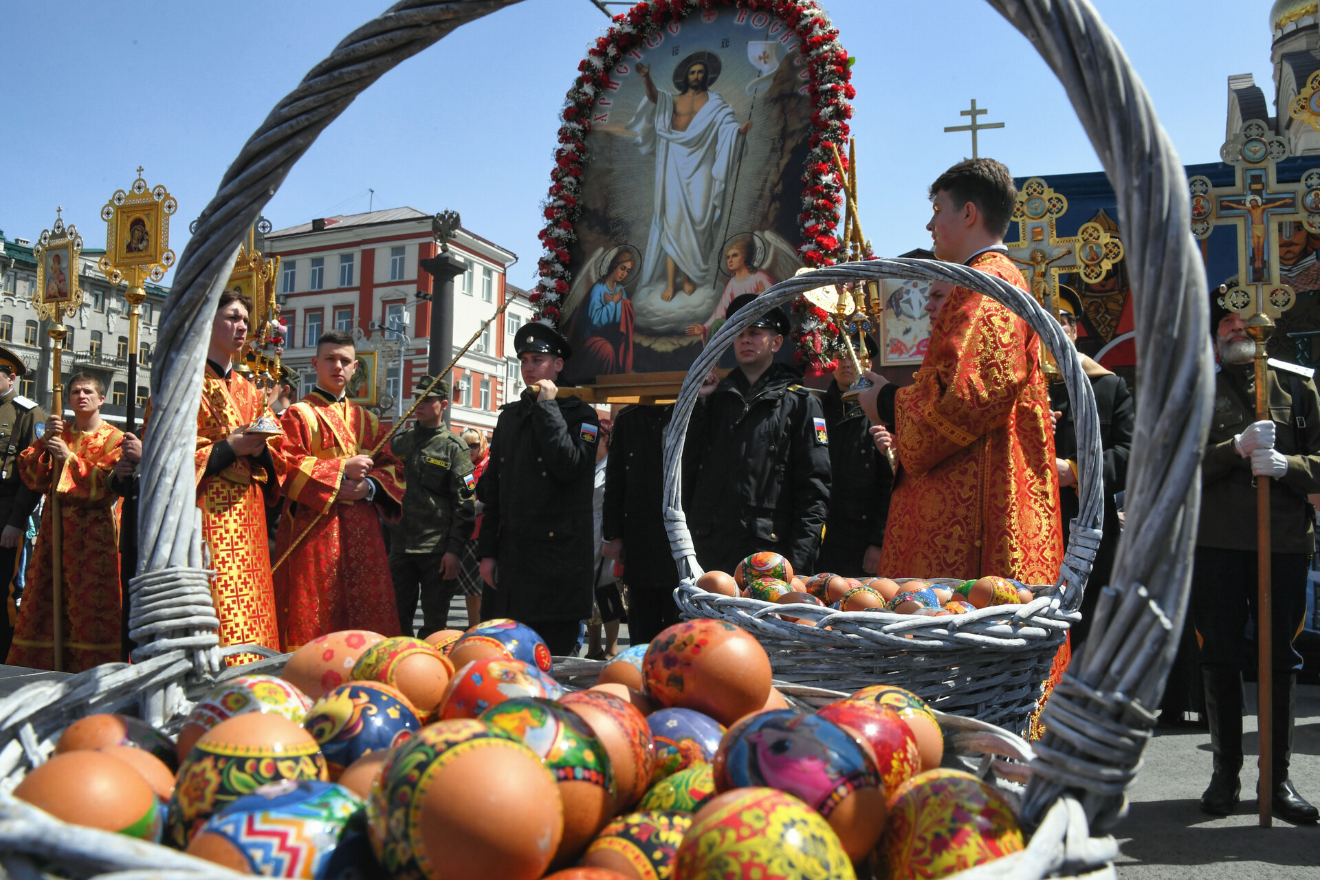 Vstajenjska procesija v Vladivostoku.