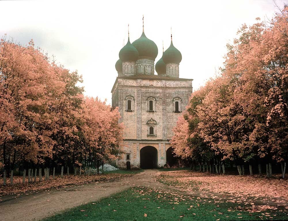 Monastère des Saints-Boris-et-Gleb, église Saint-Serge sur la porte sud