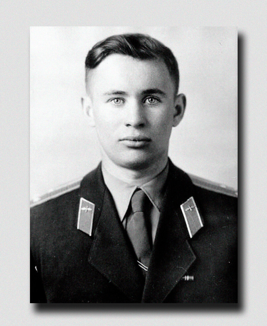 Valentin Bondarenko fue seleccionado para ser cosmonauta en 1960.