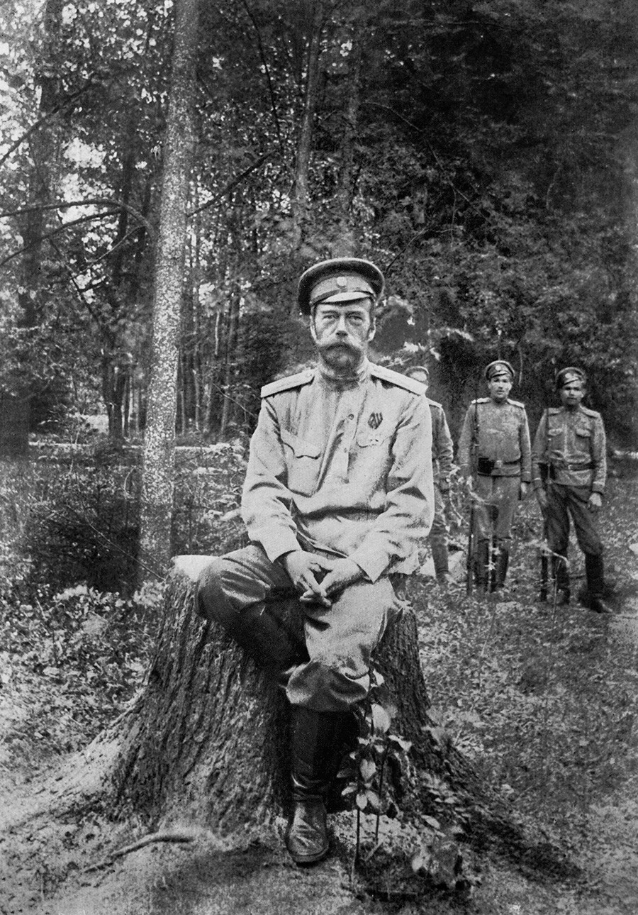 Nicola II dopo l'abdicazione a Tsarskoe Selo, 1917

