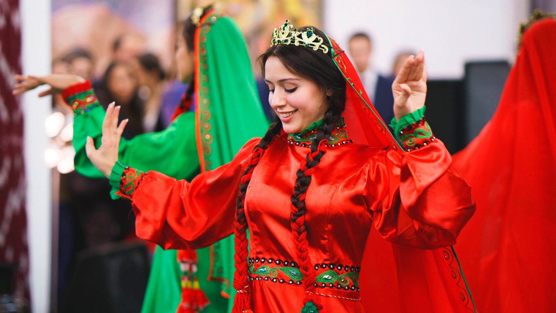 The artist from Tajikistan at the Ethnomir festival in Moscow. 