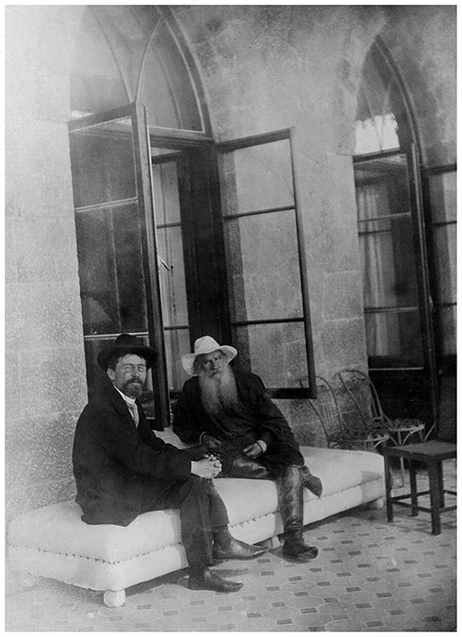 Lev Tolstói e Anton Tchekhóv na Crimeia, em 1901.