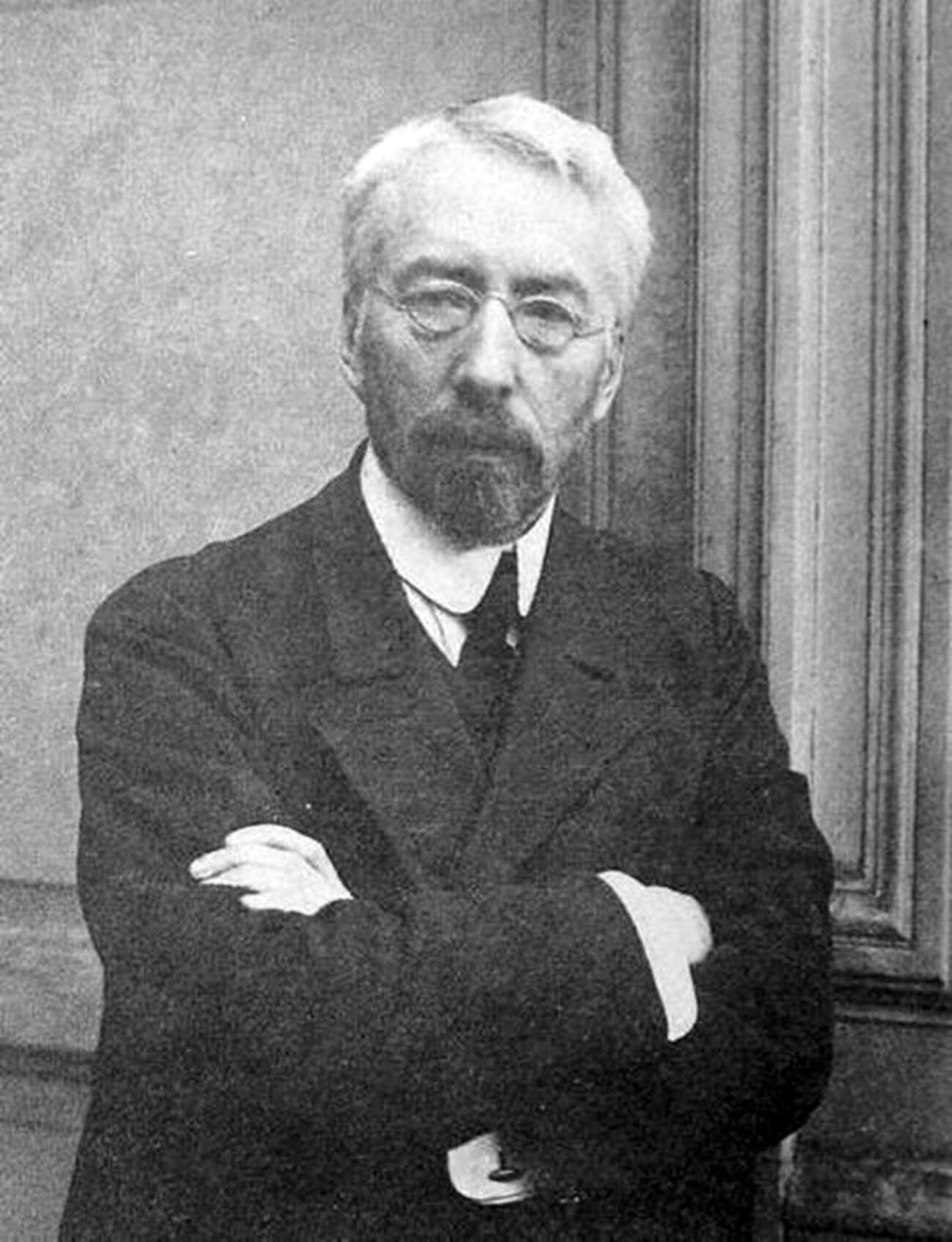 Владимир Бурцев