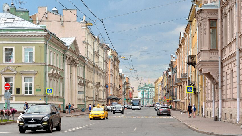 昔、このサンクトペテルブルクのミリオンナヤ通りにドイツ人の多くが住んでいた