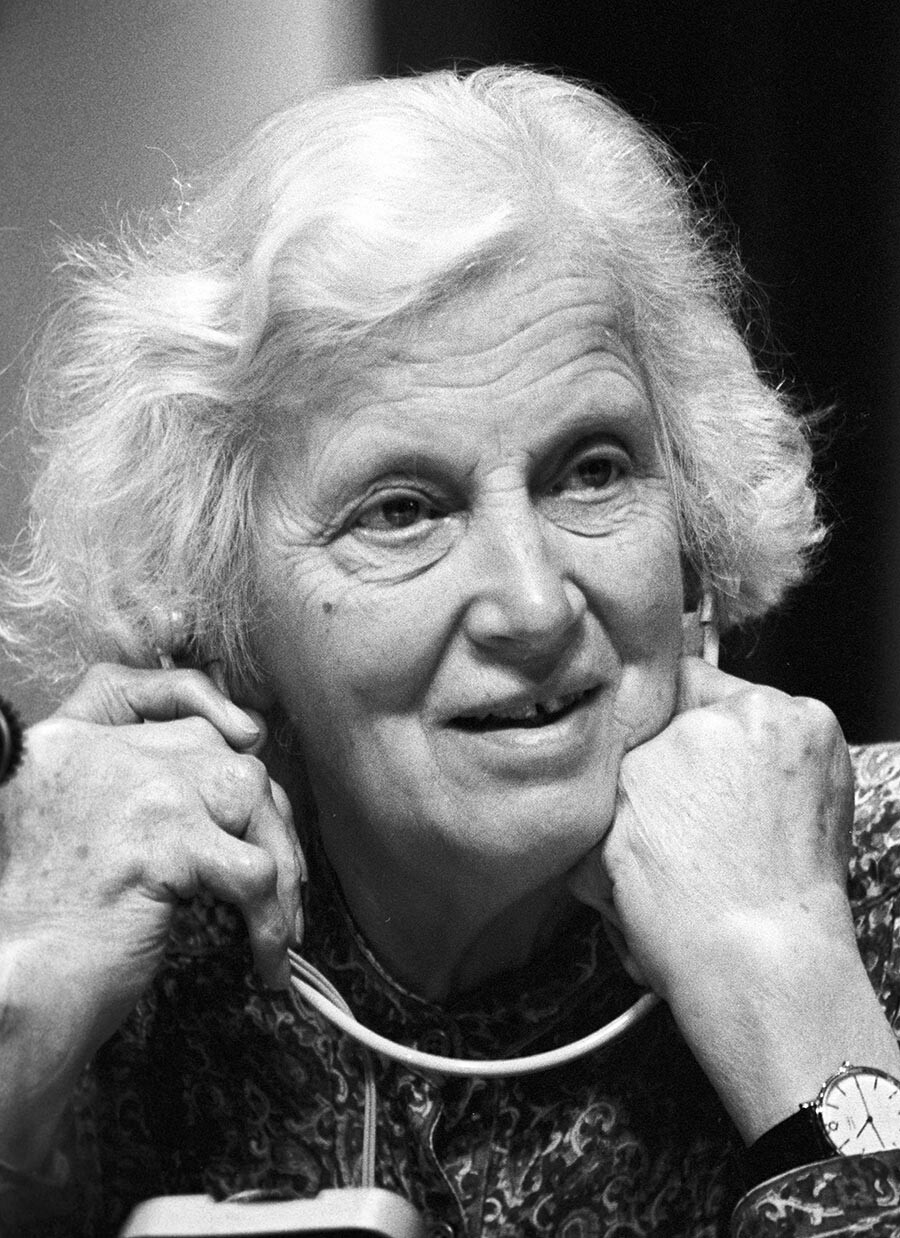 Dorothy Hodgkin at the All-Union Scientists' Conference against the Threat of Nuclear War, for Disarmament and Peace in Moscow, 1983