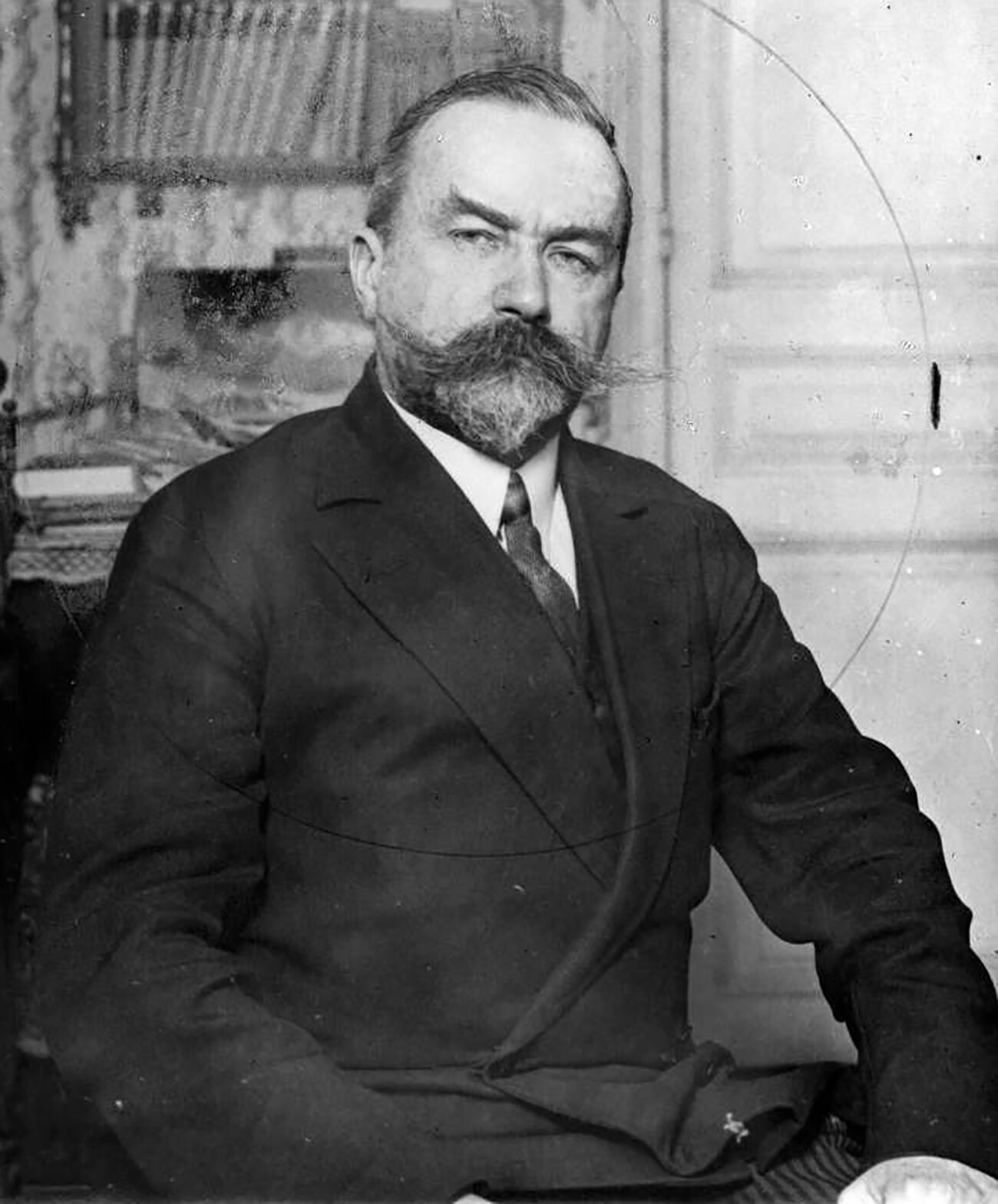  Евгений Милер 