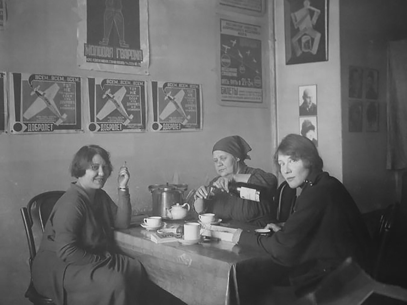  В работилницата на А. Родченко и В. Степанова 