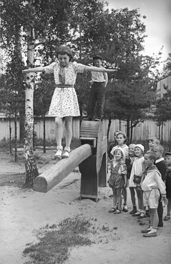 全ロシア農業博覧会の児童広場、1940年