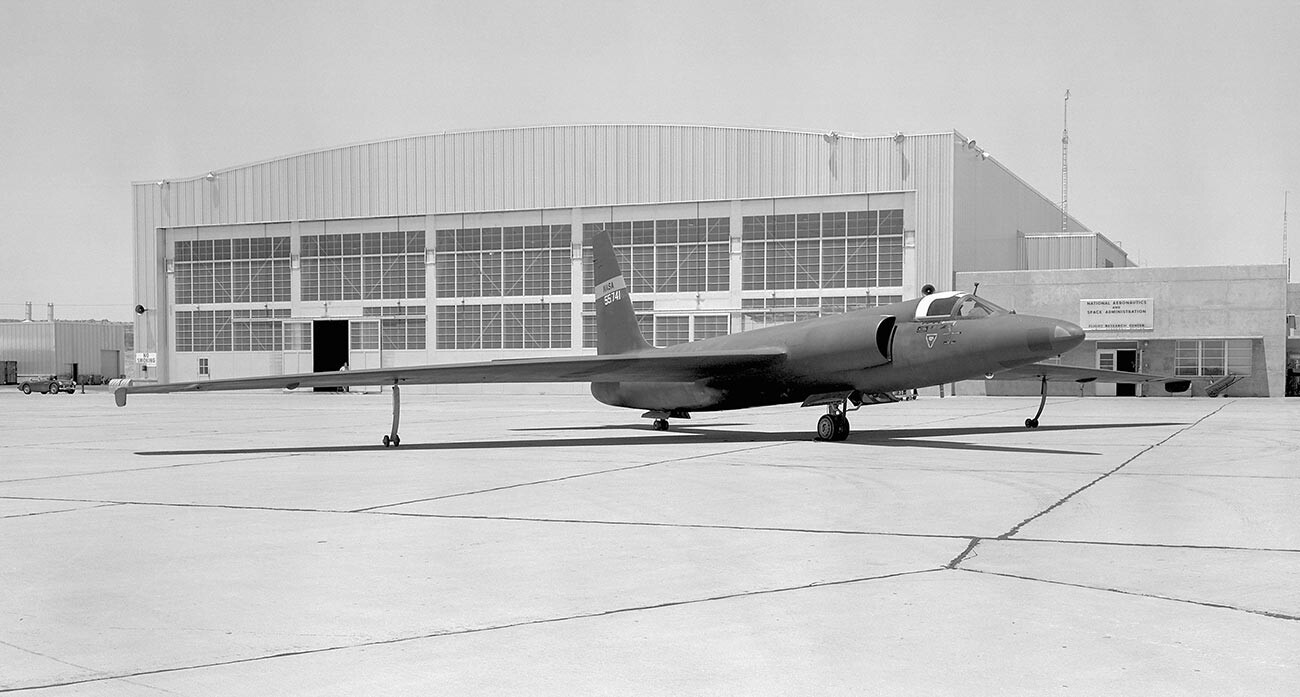 Avión espía U-2 con marcas ficticias de la NASA.
