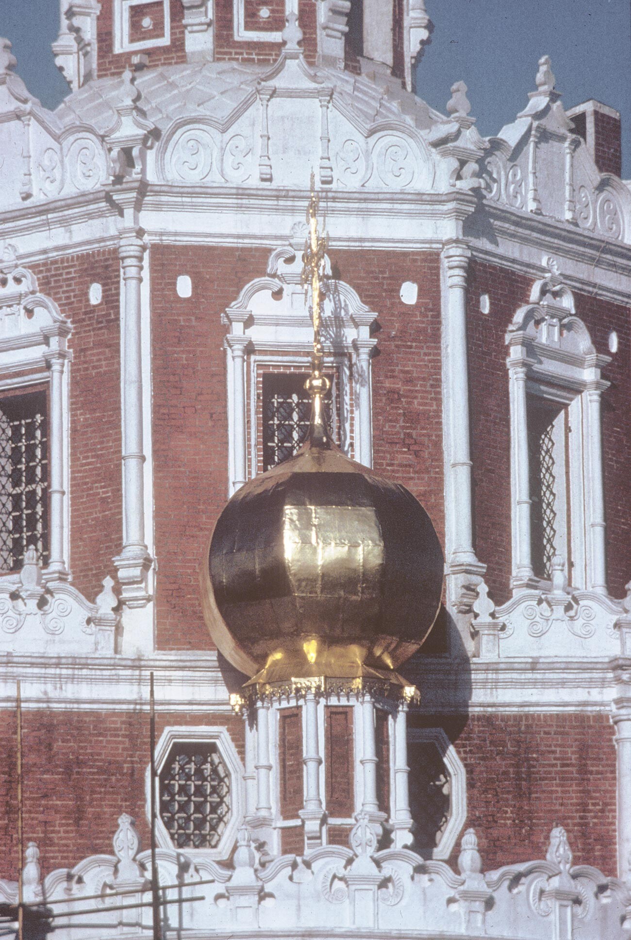 Church of the Intercession at Fili. South facade, cupola over projecting lobe. February 19, 1980