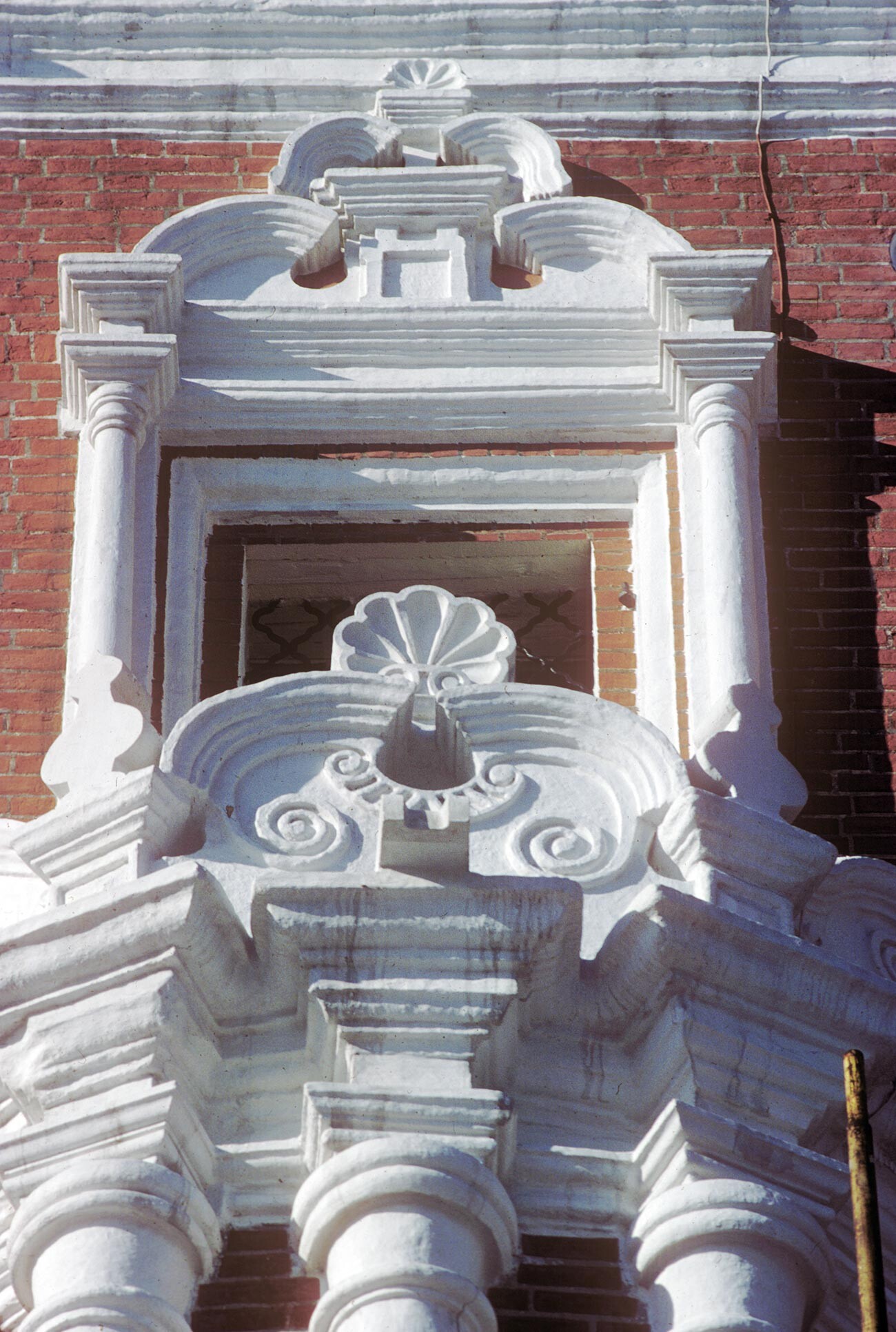 Church of the Intercession at Fili. South facade, decorative cornice detail. February 19, 1980