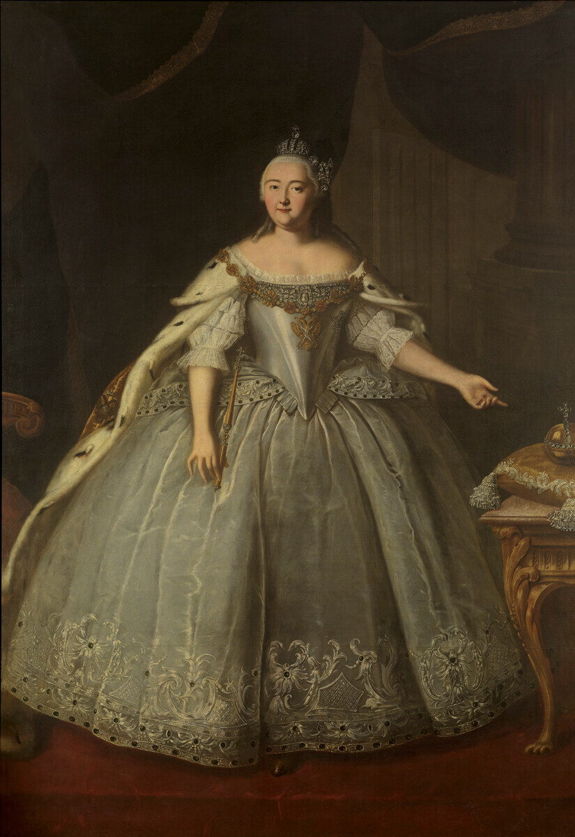 Портрет на царицата Елизавета Петровна, 1743 година, Иван Вишњаков.
