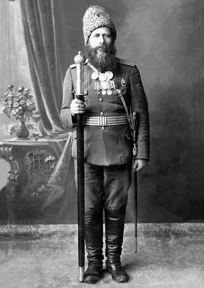 コサックのアタマンであるドミートリ・カシリン、1912〜1915年
