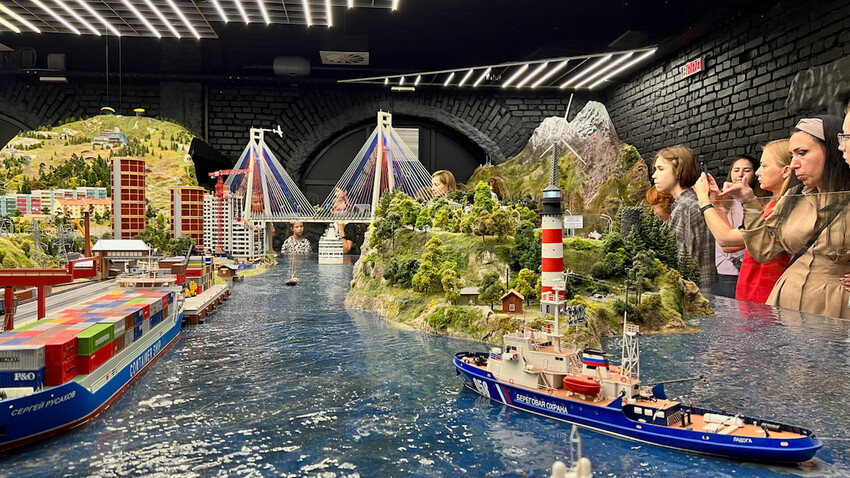 Grand Maket Rossiya: How a Russia miniature park was created in St. Petersburg - Vimarsana News