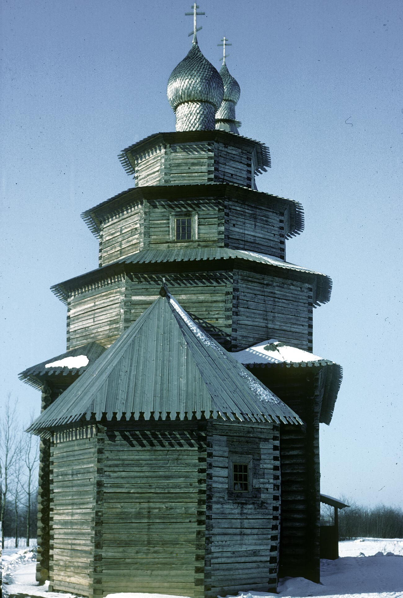 Vitoslavlitsy. Church of St. Nicholas from the village of Vysoky Ostrov. East view. March 14, 1980