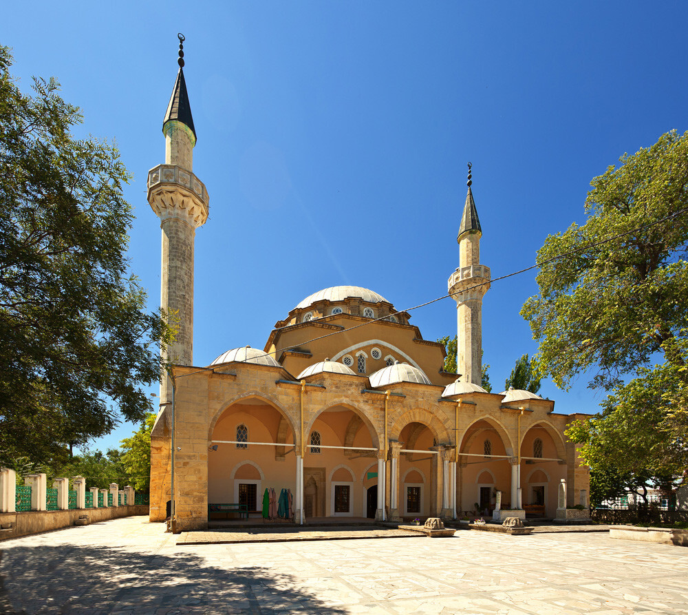 Мечеть Джума-Джами в Евпатории