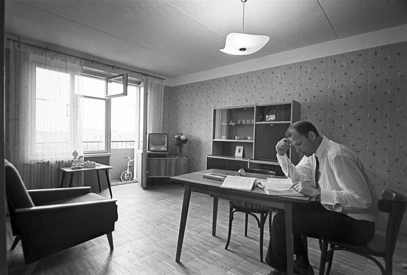 Обстановка московской квартиры, 1966