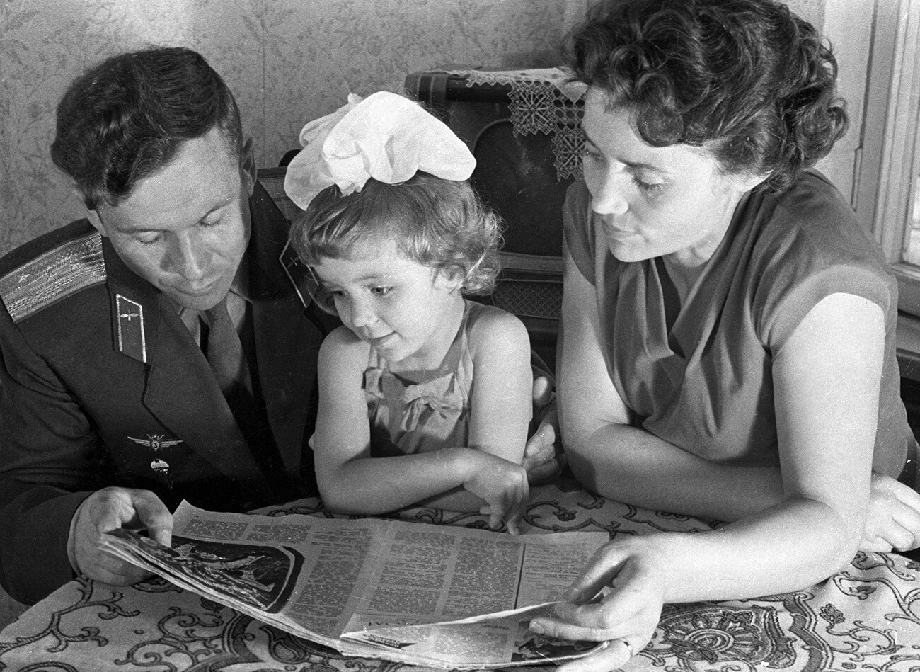 Cosmonaut Pavel Popovich with Maria and daughter Natalya.