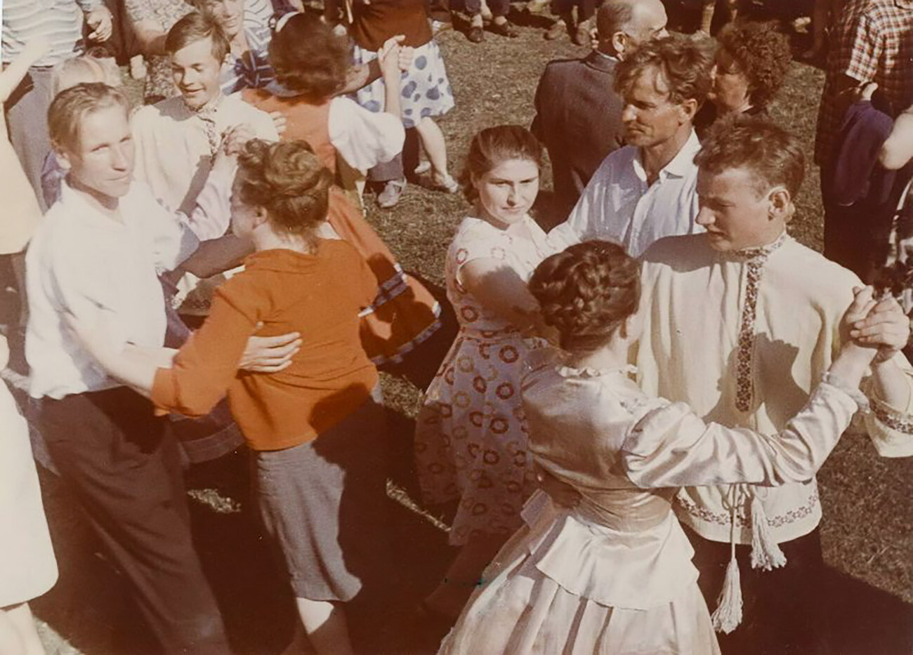 „Tanzen”, 1950er Jahre.