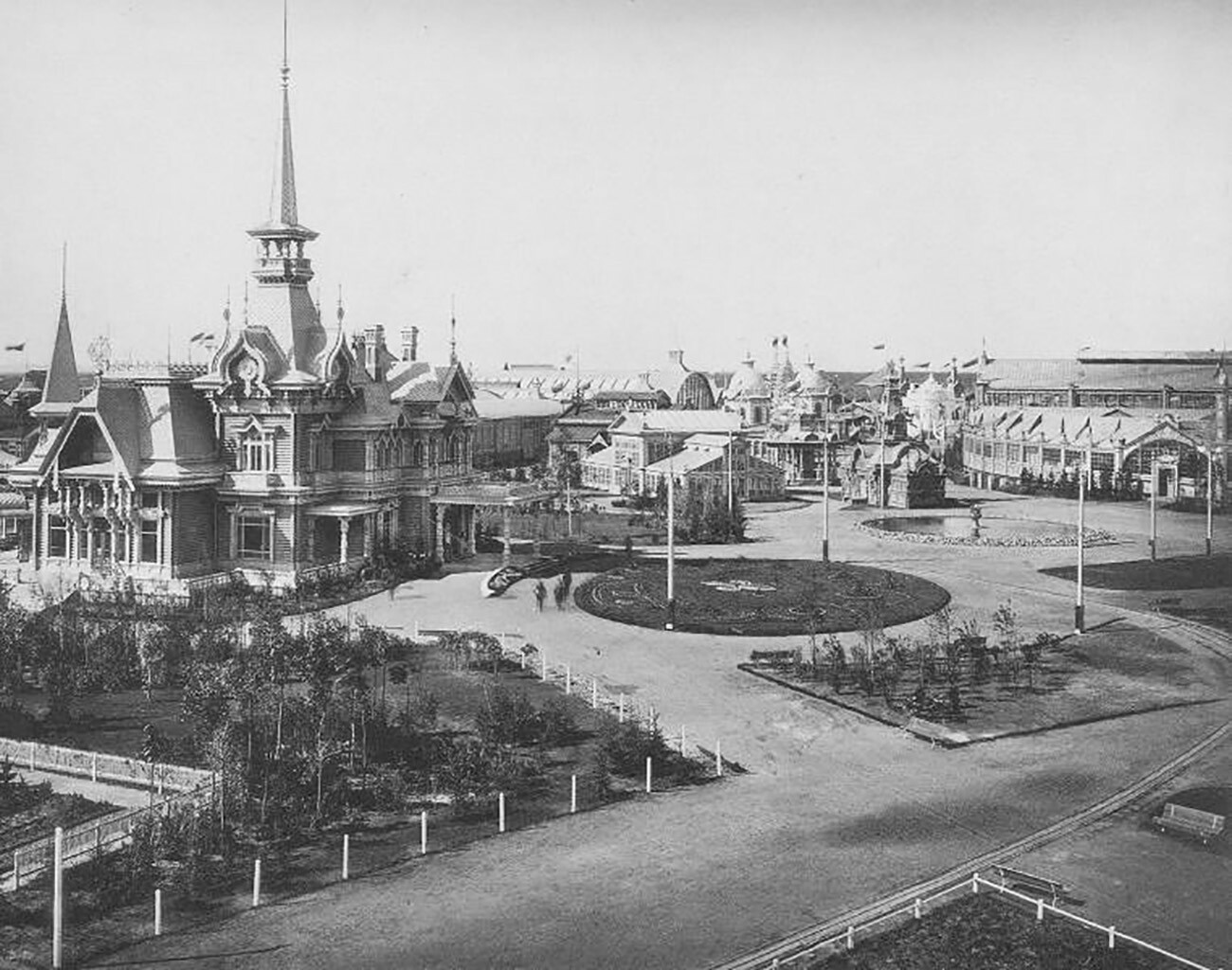 Carski paviljon in sosednji del vrta