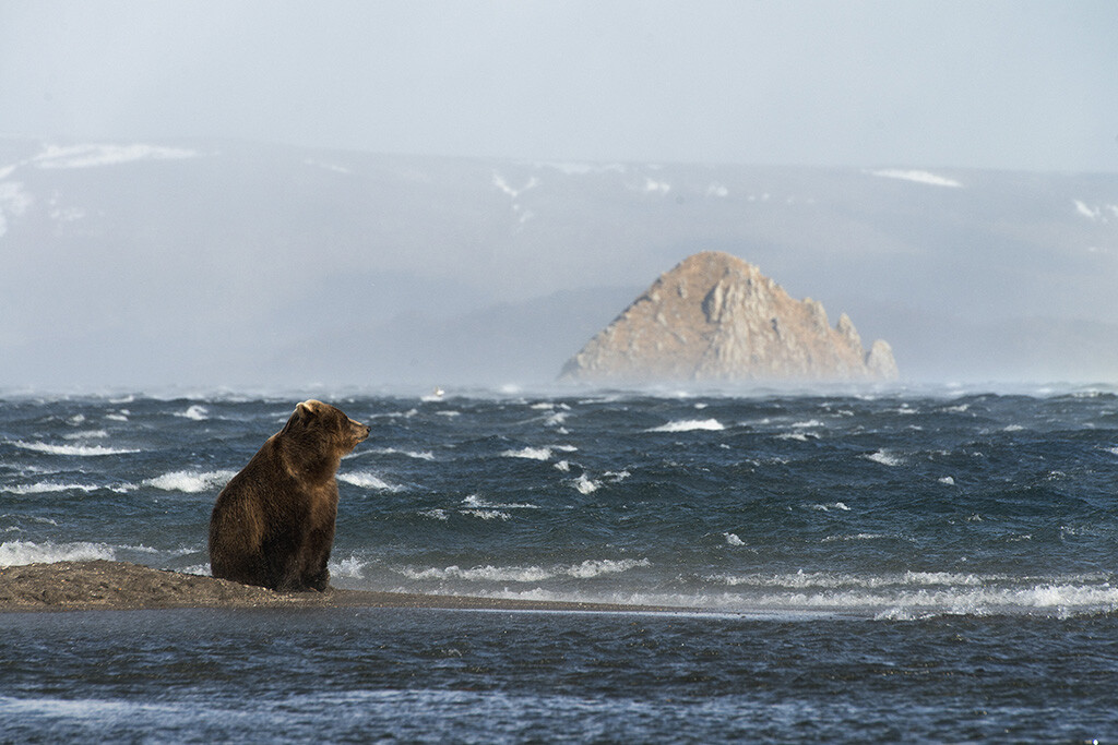  Есенна стихия на езеро 
