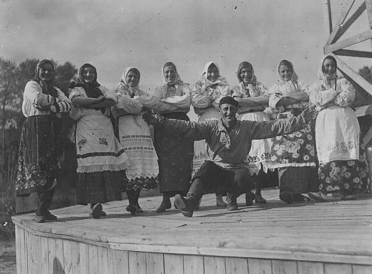 Danza folclórica en la década de 1930

