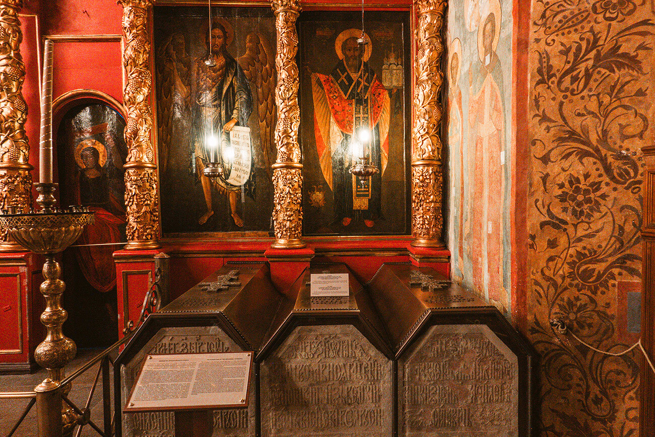 Le tombe degli zar nella Cattedrale Arkhangelskij di Mosca

