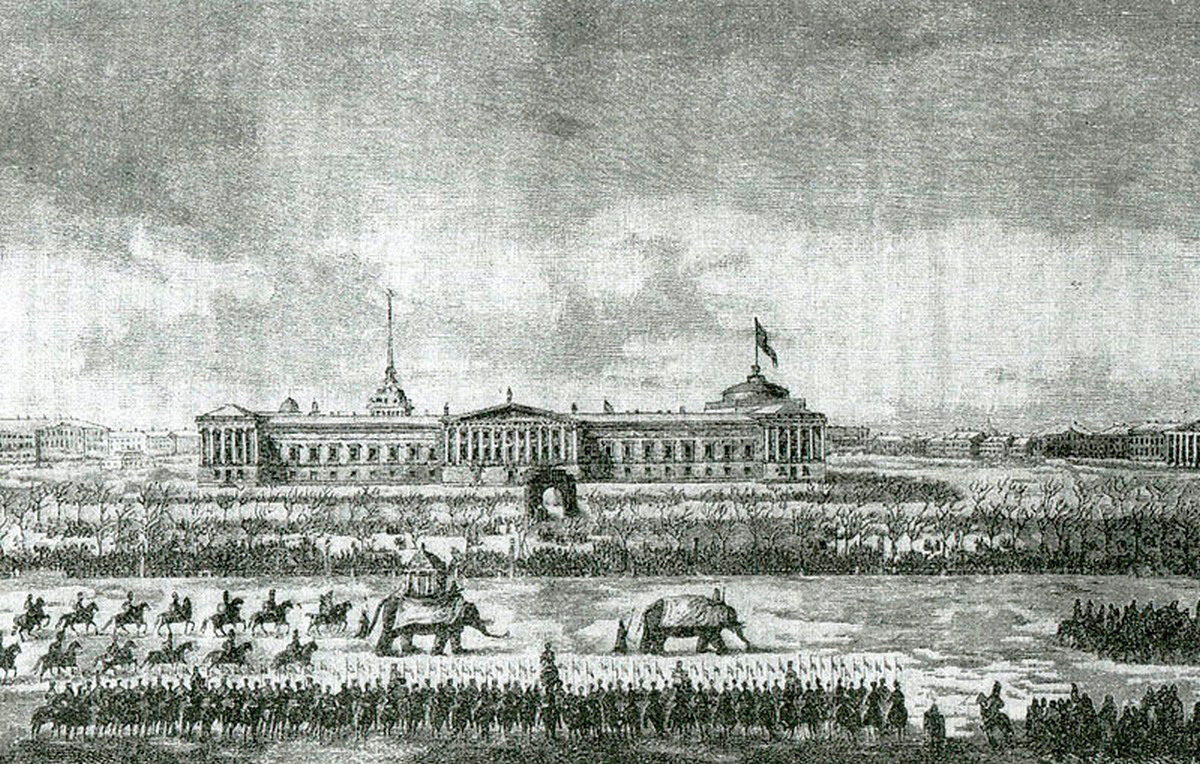Pogled na Admiraliteto in Dvorni trg med sprevodom slonov, ki jih je poslal perzijski šah.