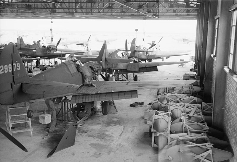 Una planta de ensamblaje de aviones de combate estadounidenses destinados a Rusia, en algún lugar de Irán, en marzo de 1943.