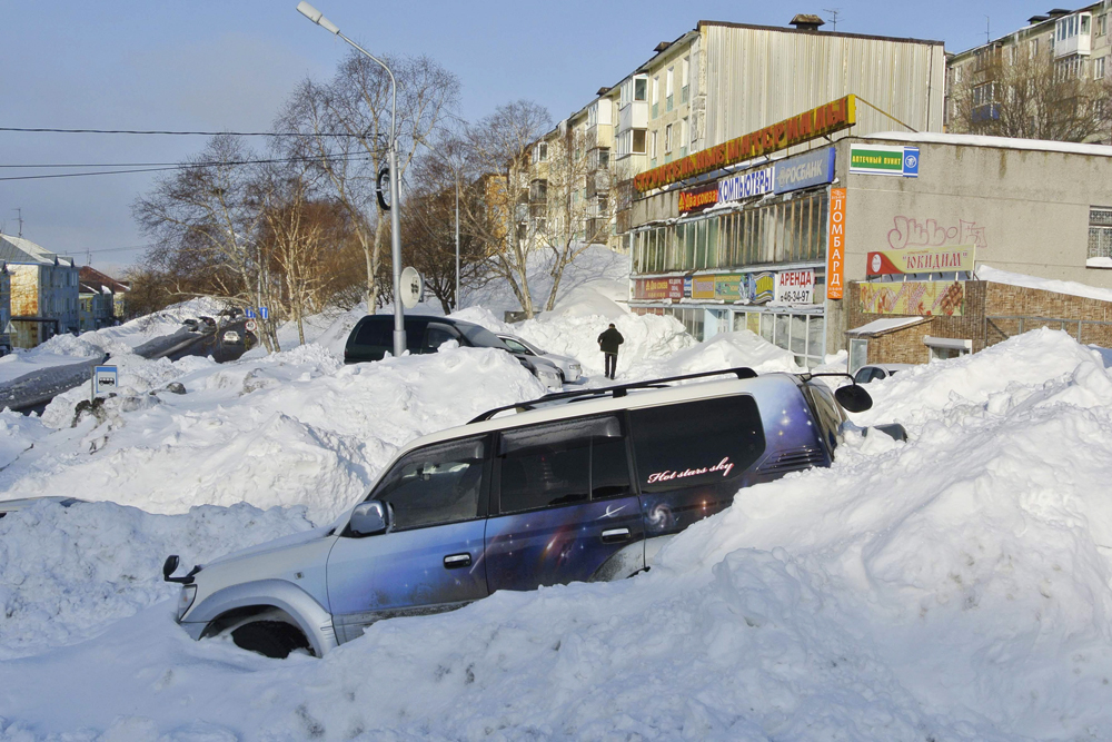雪が降った後のカムチャツカ。ちなみに、何人かのロシアの科学者たちは現在の強い寒波とヨーロッパとロシアの異常な降雪量は地球規模の気候変動の結果であると信じている。