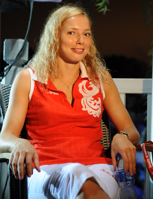 En 2006, Ilona a été officiellement reconnue par la FIBA « Visage du basketball féminin ».