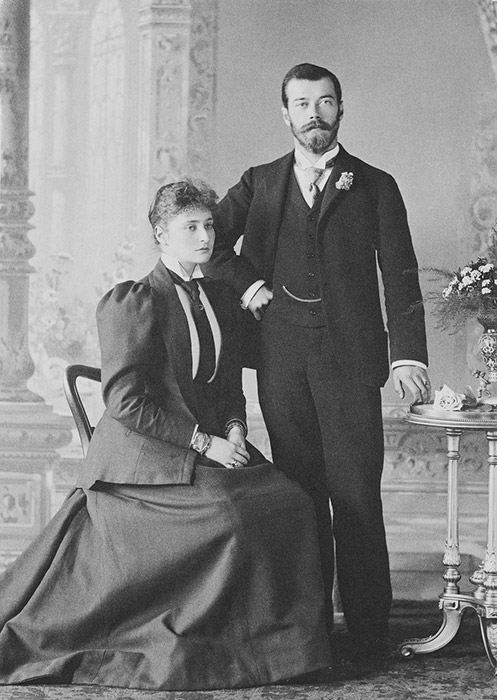 The newlyweds spent their honeymoon in mourning. / Crown Prince Nikolai Alexandrovich and Alexandra Fyodorovna