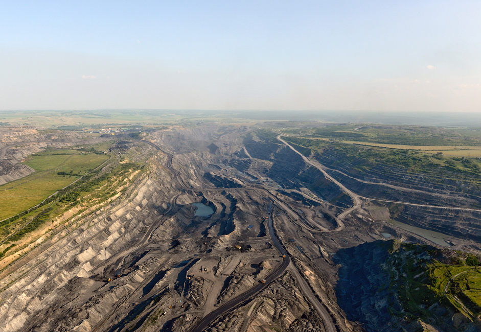 Рудникот за јаглен Талдински моментално е еден од најперспективните површински ископи во Кемеровската област. Неговата експлоатација е започната во 1986 година и понатаму активно се развива.