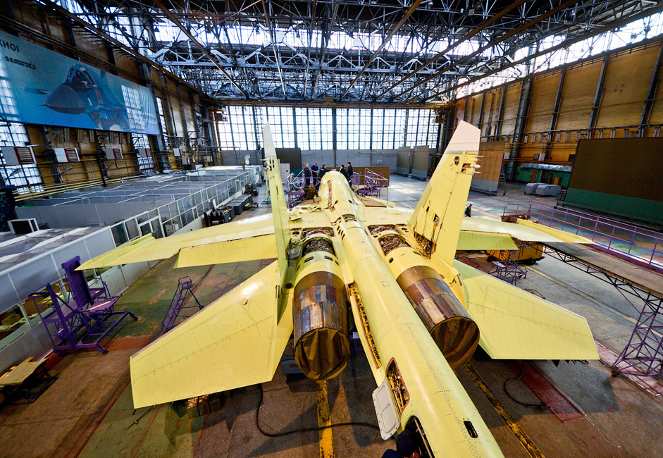 Крајем 80-их година у фабрици је почела серијска производња најмодернијег вишенаменског авиона четврте генерације Су-27IB, касније преименованог у Су-32. 