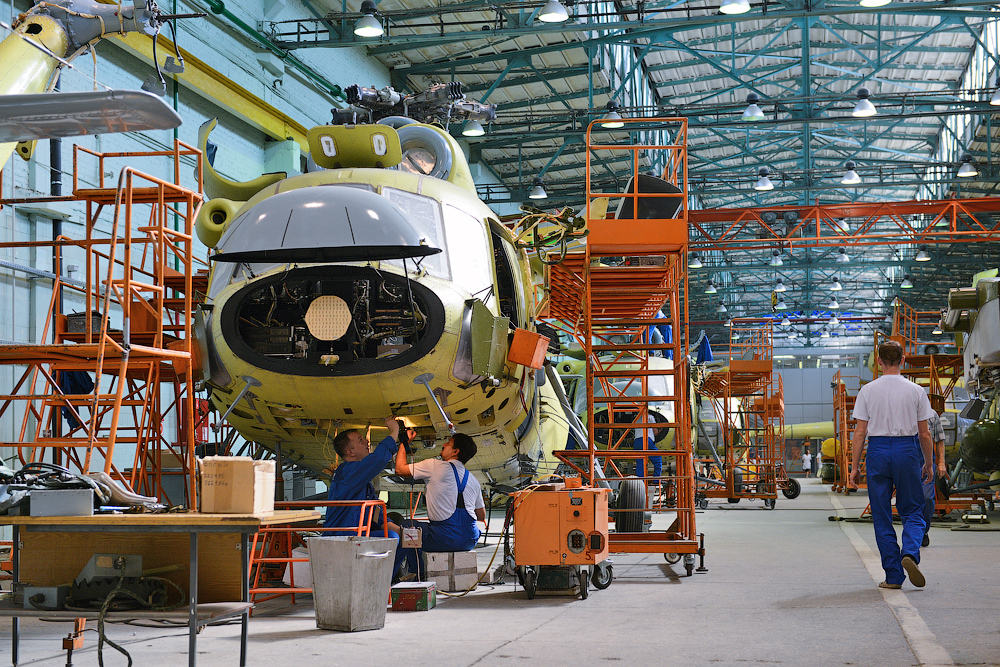 Održavanje takvog stroja također je skup posao. Primjerice, jedan sat leta u Mi-17 stoji između 3000 i 3500 dolara.