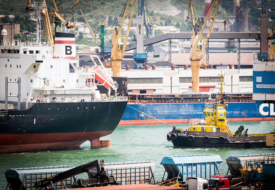 V Novorossijsku letno pretovorijo okoli 140 milijonov ton različnega blaga.