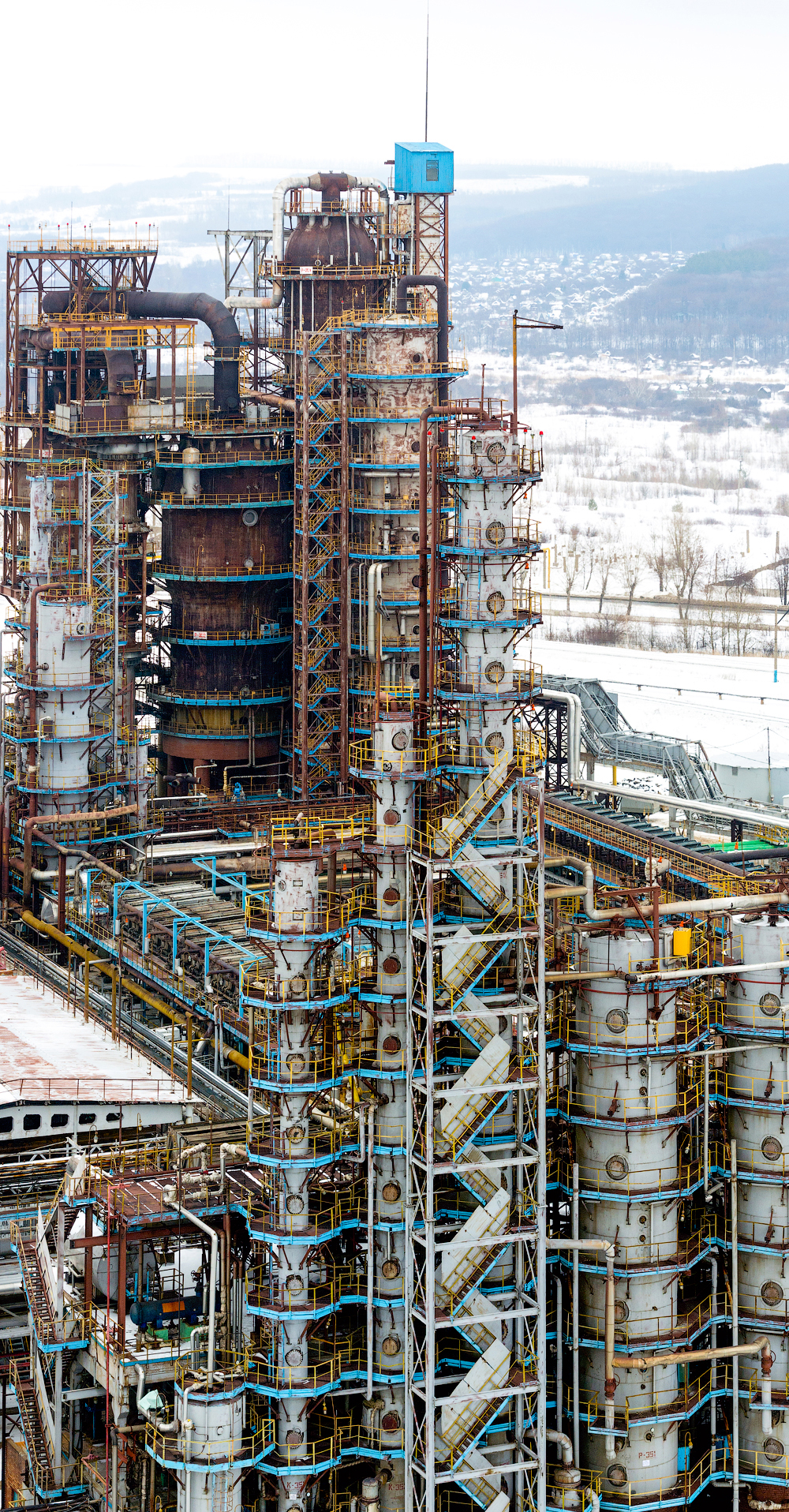 8/8. Укупан капацитет свих комплекса за прераду нафте компаније „Башњефт“ износи више од 24 милиона тона годишње.