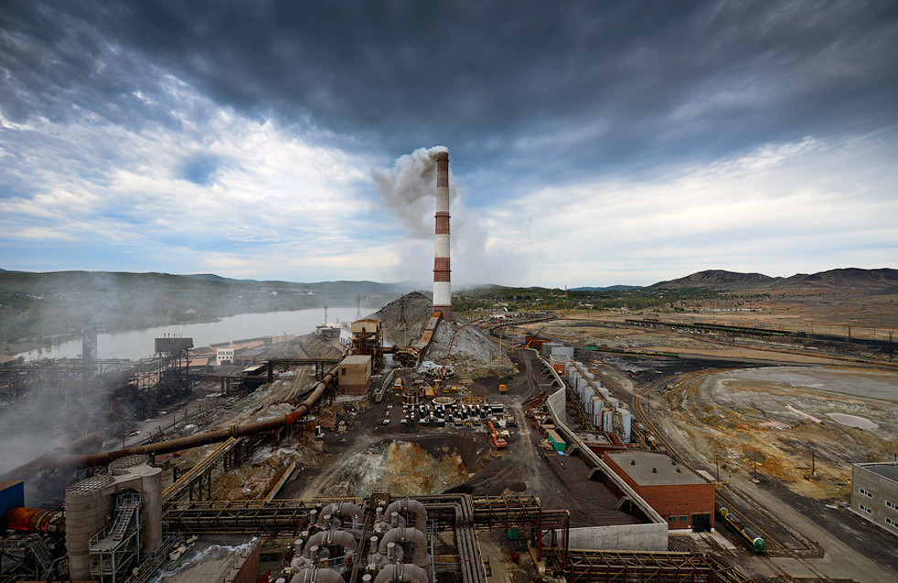 L’usine de cuivre Karabachmed ZAO est située dans la ville de Karabach (région de Tcheliabinsk, sud de l’Oural). L’entreprise est gérée par Russian Copper Company (RCC) depuis 2004.
