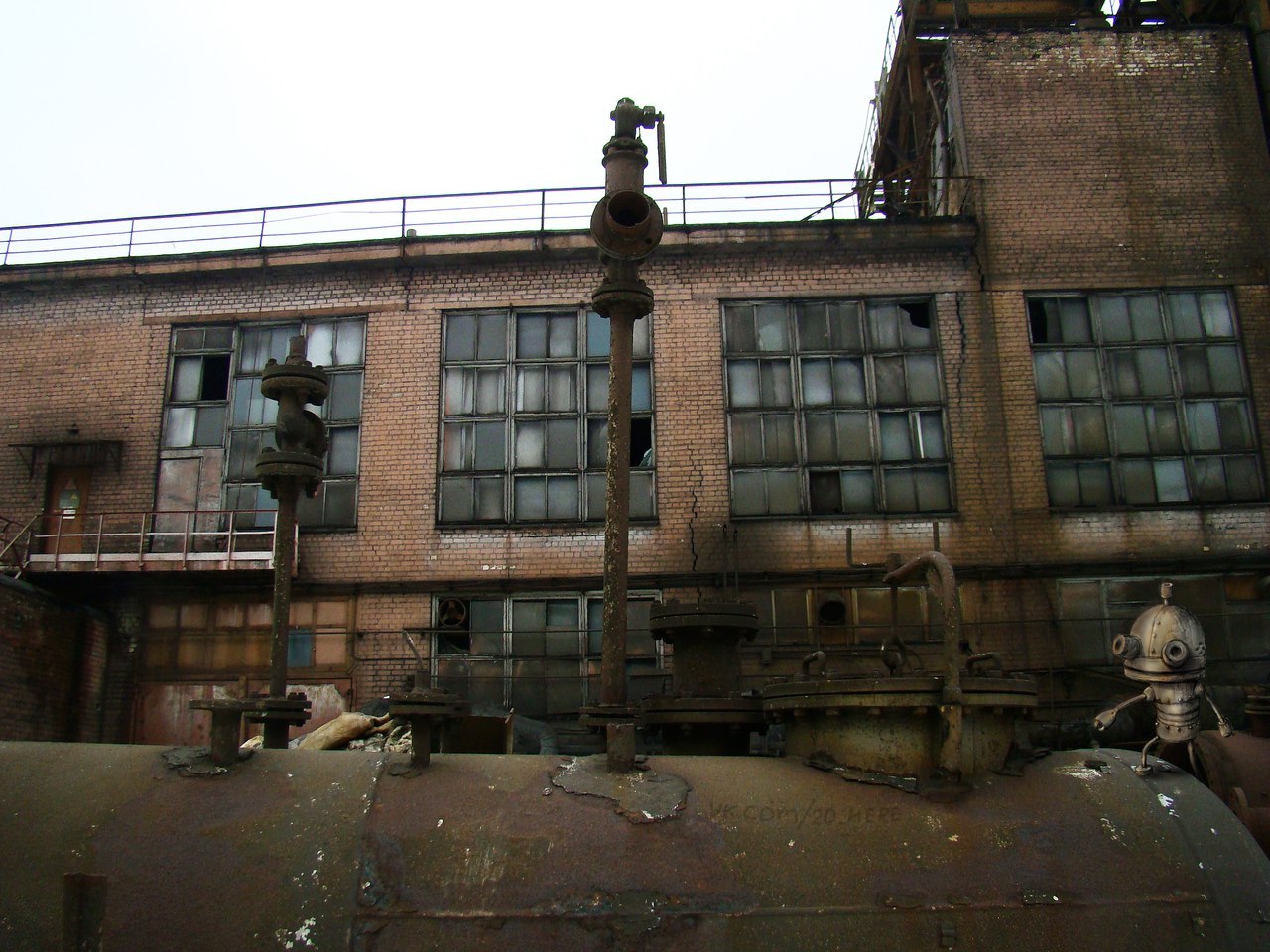 Hey, are you out of ideas for Machinarium 2? Pick any abandoned plant in Russia for inspiration!