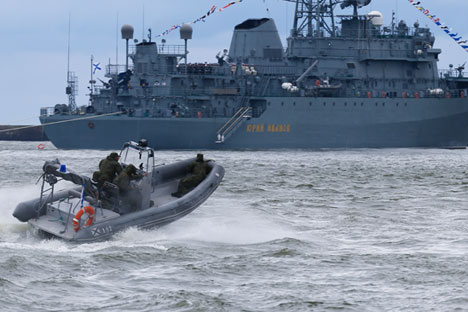 KALININGRAD REGION, RUSSIA. JULY 26, 2015. The Yuri Ivanov reconnaissance ship takes part in a parade marking Russian Navy Day in the city of Baltiysk